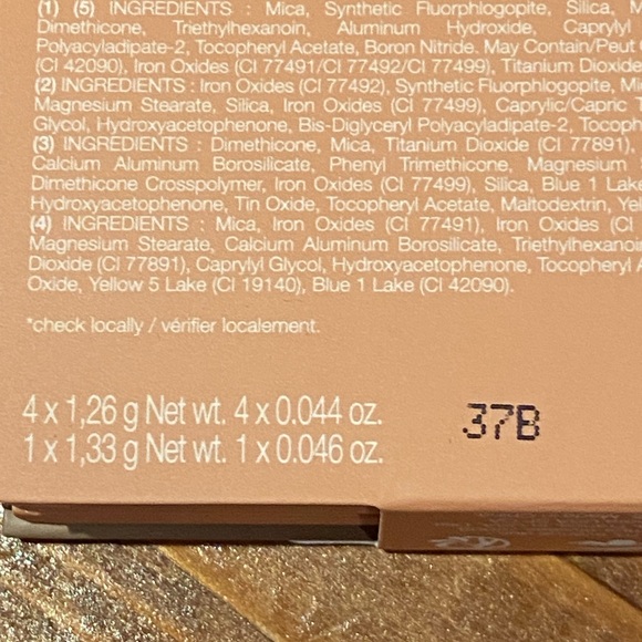 New sealed Sephora Colour Shift Eyeshadow Palette with Gloss - Green, Brown, Tan - Picture 6 of 9